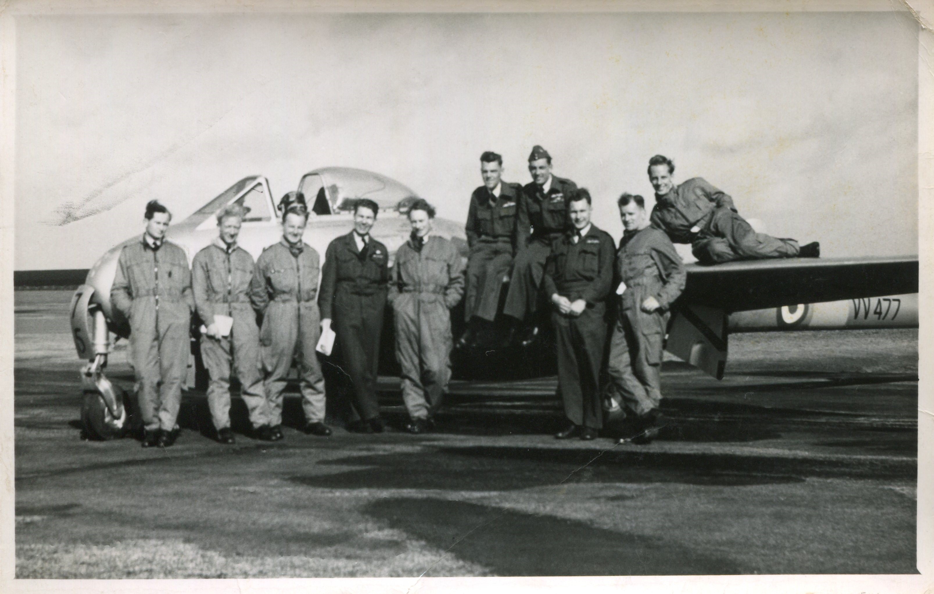 RAF North Luffenham September 1951 Vampire PB5 VV477