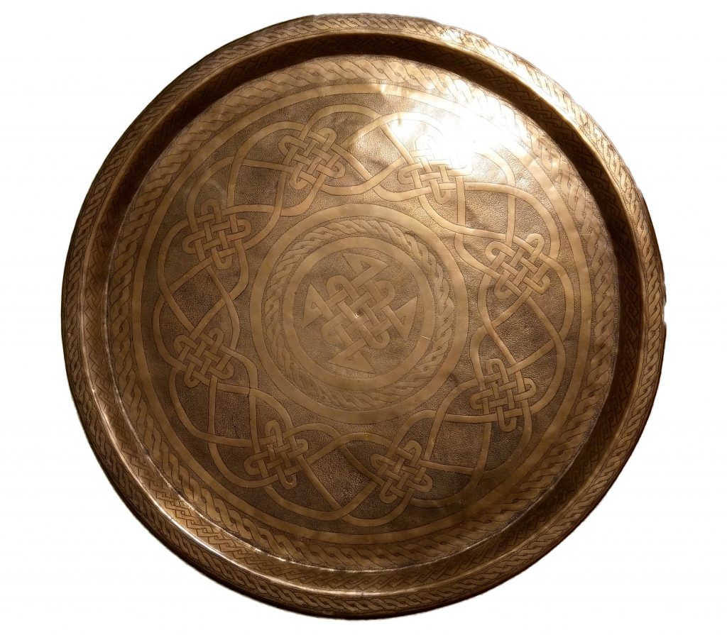 Nigerian artefacts from Kano Brass tray 1925 "KENAAMADU KANO" 60 cm diam