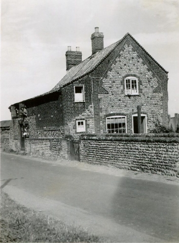 Little Gables, Mill Common Road, Bacton . August 1938