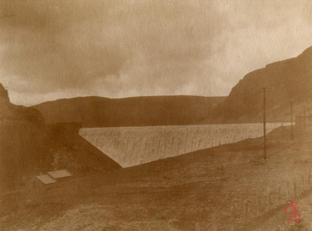 Caban Coch dam, Elan Valley